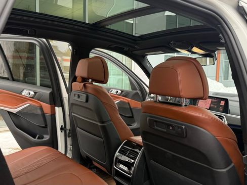 Used 2022 BMW X5 xDrive40i w/ Premium Package image 23