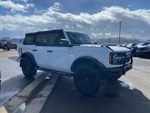 Used 2022 Ford Bronco Wildtrak image 20