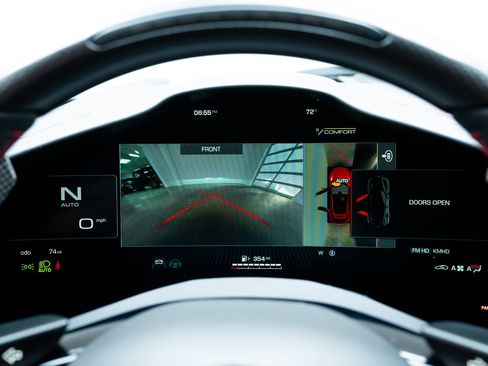 Used 2026 Ferrari Purosangue AWD/4WD image 18