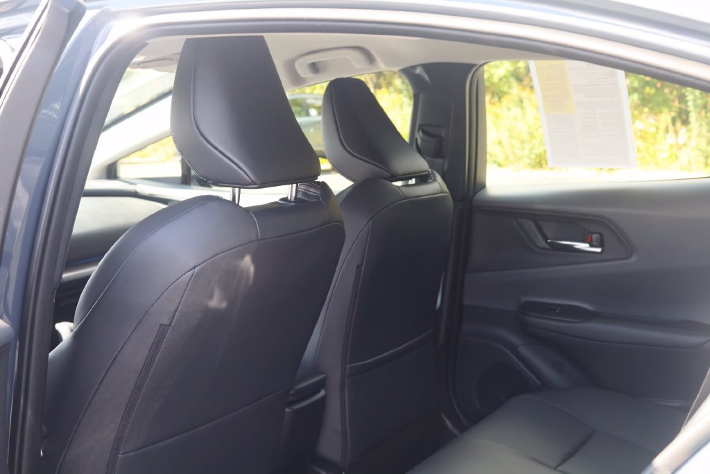 Used 2026 Toyota Prius XLE FWD image 19