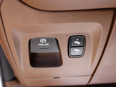 Used 2019 RAM 1500 Limited AWD/4WD image 21