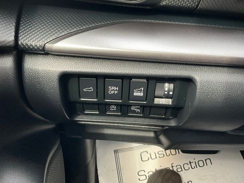 Used 2022 Subaru Forester Premium AWD/4WD image 15