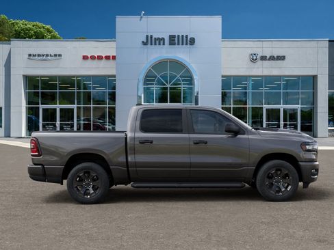 New 2026 RAM 1500 Express AWD/4WD image 21
