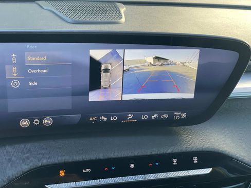 Used 2025 Buick Enclave Preferred image 15