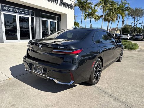 Used 2024 BMW 740i xDrive image 4