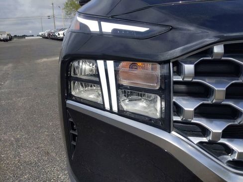 Used 2022 Hyundai Santa Fe SEL image 11