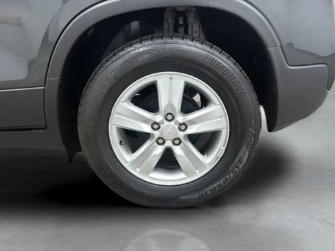 Used 2020 Chevrolet Trax LS w/ Tint and Cruise Package FWD image 28