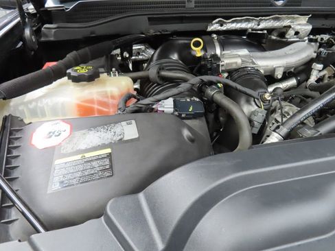 Used 2015 GMC Sierra 2500 Denali w/ Duramax Plus Package AWD/4WD image 25