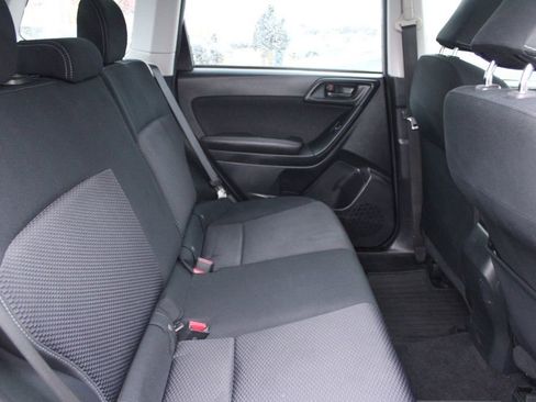 Used 2018 Subaru Forester 2.5i w/ Alloy Wheel Package image 22