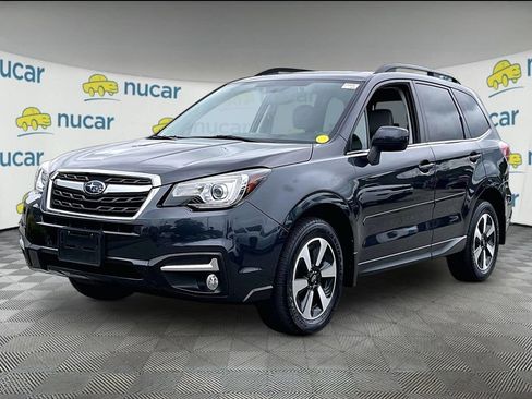 Used 2017 Subaru Forester 2.5i Limited AWD/4WD image 3