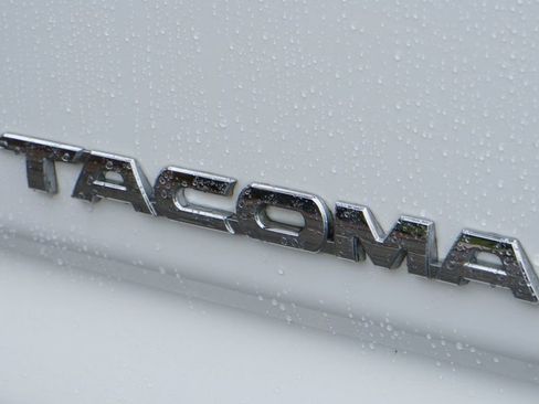 Used 2012 Toyota Tacoma 2WD Access Cab w/ SR5 Pkg image 36