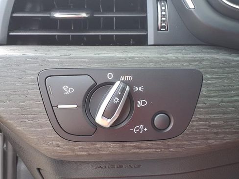 Used 2023 Audi A4 2.0T Premium Plus image 17