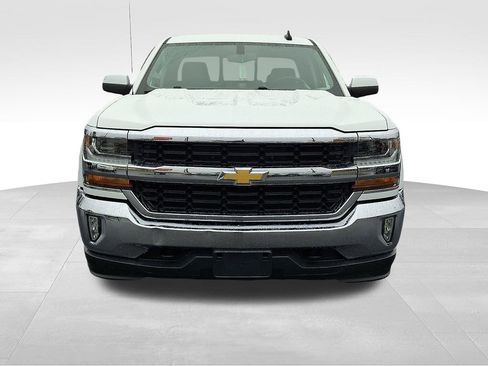 Used 2018 Chevrolet Silverado 1500 LT w/ All Star Edition image 2
