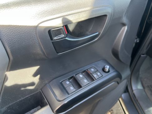Used 2023 Toyota Tacoma SR image 15