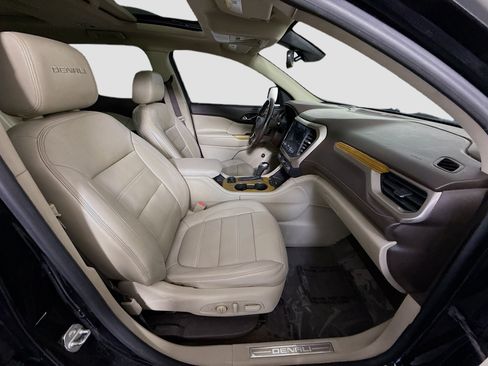 Used 2017 GMC Acadia Denali w/ Technology Package image 29