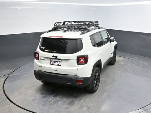 Used 2022 Jeep Renegade Altitude w/ Sun/Sound Group image 42
