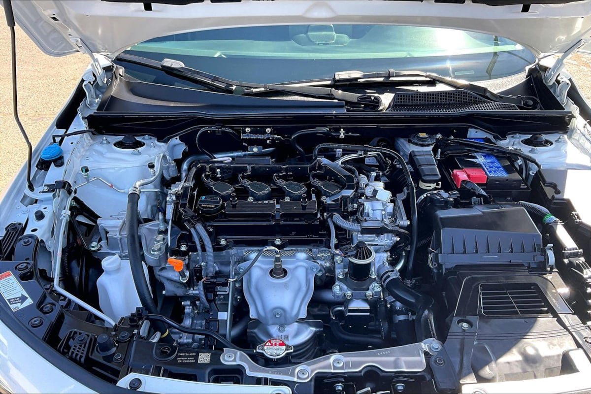 Used 2025 Honda Civic LX image 9