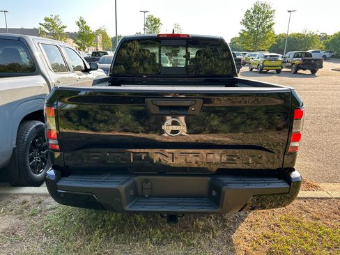New 2026 Nissan Frontier SV w/ SV Convenience Package RWD image 4