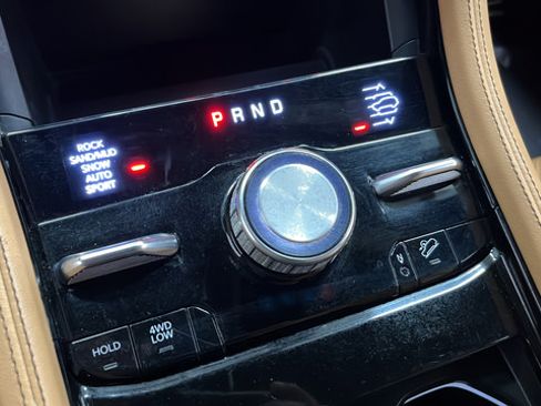 Certified 2024 Jeep Grand Cherokee L Summit AWD/4WD image 19