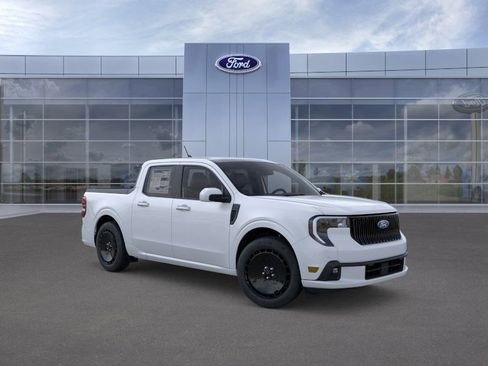 New 2026 Ford Maverick Lobo AWD/4WD image 40