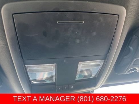 Used 2022 Dodge Challenger R/T Scat Pack RWD image 25