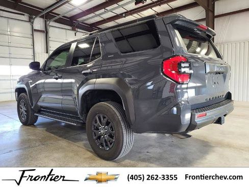 Used 2025 Toyota 4Runner 4WD image 3