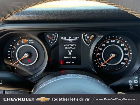 Used 2024 Jeep Wrangler Sport AWD/4WD image 18
