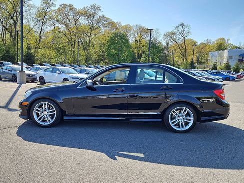 Used 2013 Mercedes-Benz C 300 Sport image 4