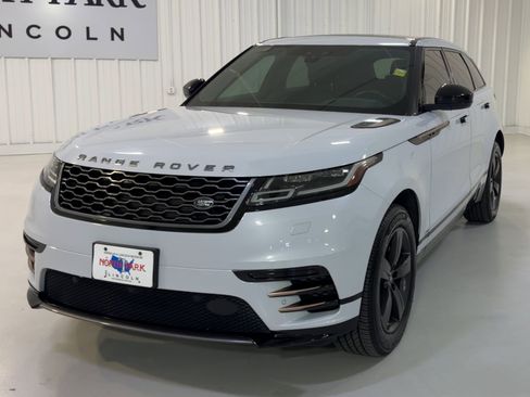 Used 2020 Land Rover Range Rover Velar R-Dynamic S AWD/4WD image 4