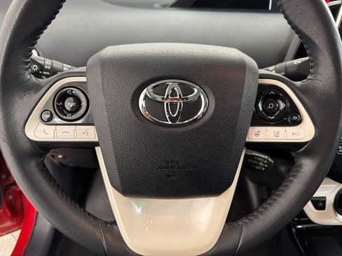 Used 2017 Toyota Prius Prime Advanced FWD image 16