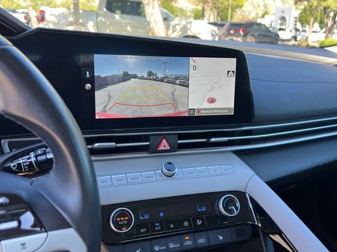 Used 2025 Hyundai Elantra Limited FWD image 33