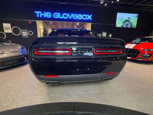 Used 2023 Dodge Challenger SRT Hellcat RWD image 5