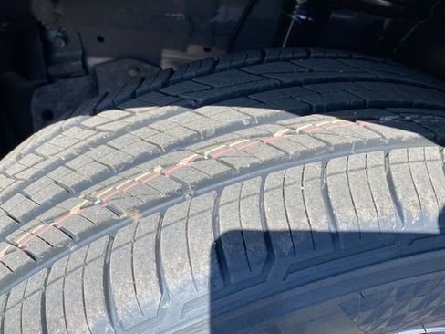 New 2026 Nissan Pathfinder SL image 31