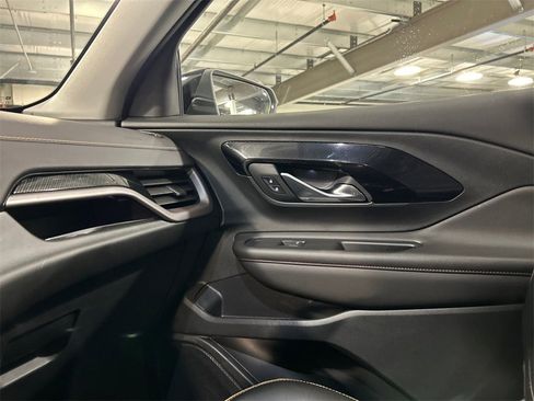 Used 2022 GMC Terrain AT4 w/ Infotainment Package II image 20