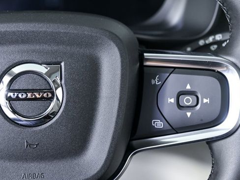 New 2026 Volvo XC40 B5 Plus w/ Protection Package Premier AWD/4WD image 10