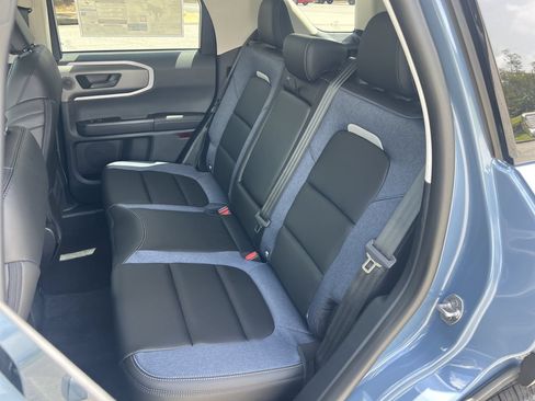 New 2026 Ford Bronco Sport Outer Banks w/ Outer Banks Tech Package+ AWD/4WD image 17