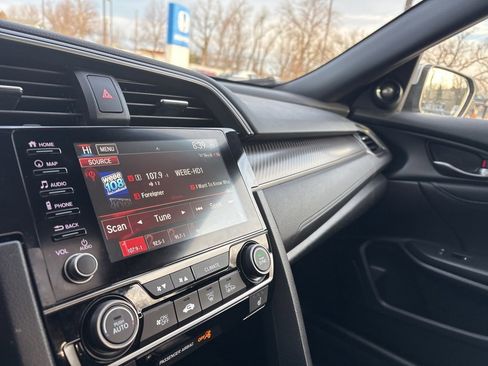 Used 2019 Honda Civic Sport Touring image 18