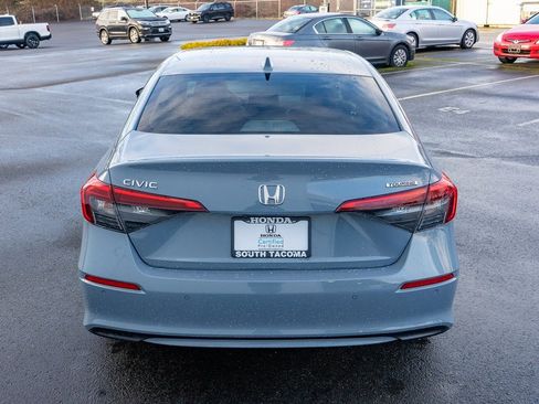 Certified 2024 Honda Civic Touring image 12