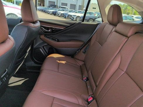 Used 2025 Subaru Outback Touring XT w/ Popular Package #2 AWD/4WD image 14