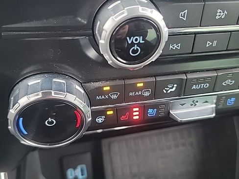 Certified 2022 Ford F150 Lariat w/ Equipment Group 502A High image 50