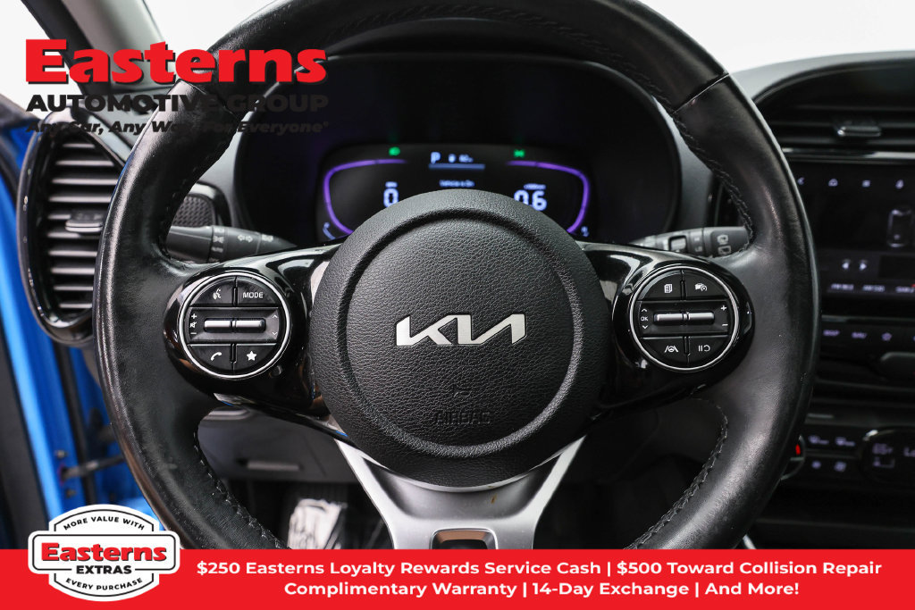 Used 2023 Kia Soul EX FWD image 11