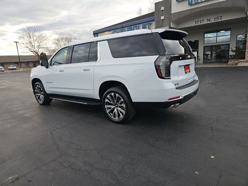 New 2026 Chevrolet Suburban High Country image 59