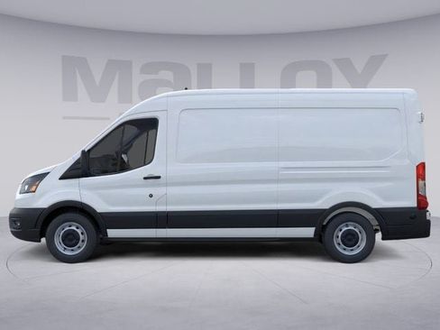 New 2026 Ford Transit 250 148 Medium Roof w/ Load Area Protection Package RWD image 4