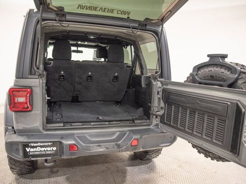Used 2020 Jeep Wrangler Unlimited Sport image 16