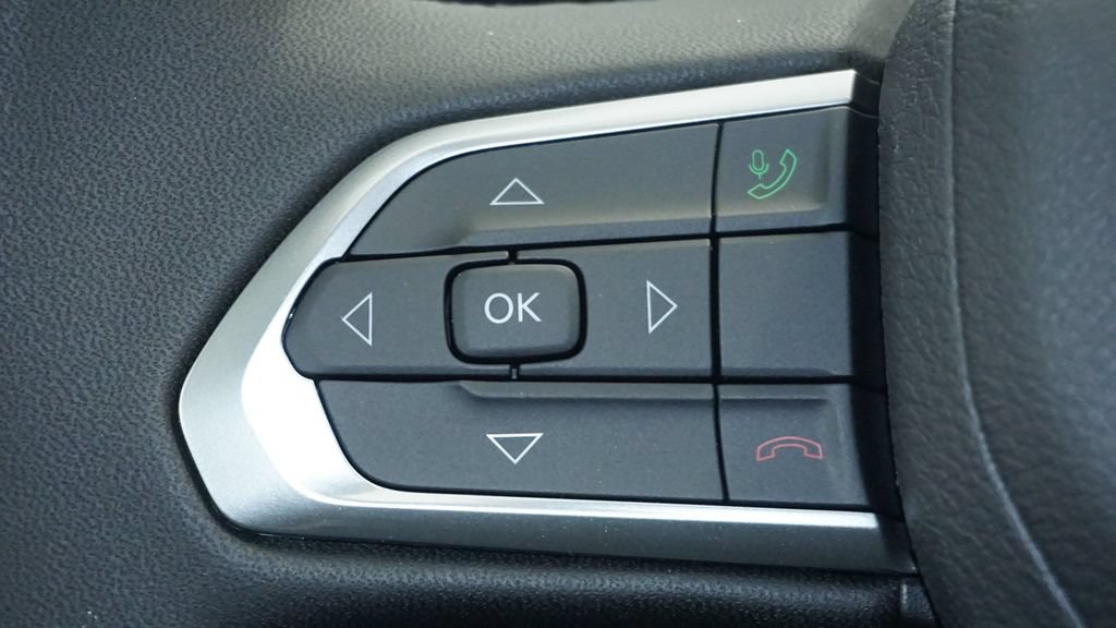 New 2026 Jeep Compass Latitude AWD/4WD image 41