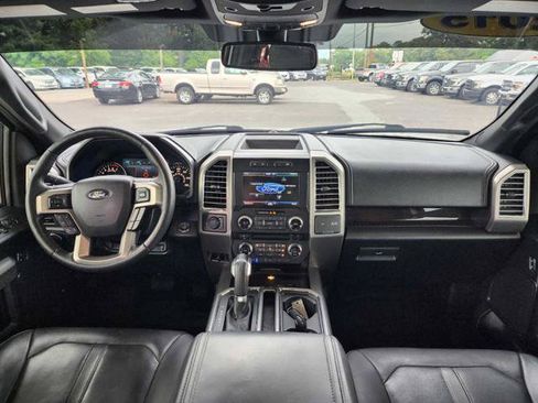 Used 2015 Ford F150 Platinum w/ Equipment Group 701A Luxury AWD/4WD image 19