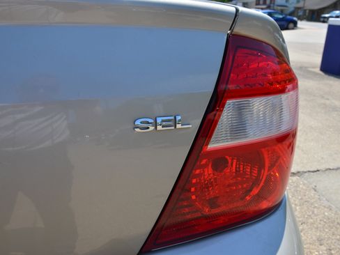 Used 2006 Ford Five Hundred SEL FWD image 10