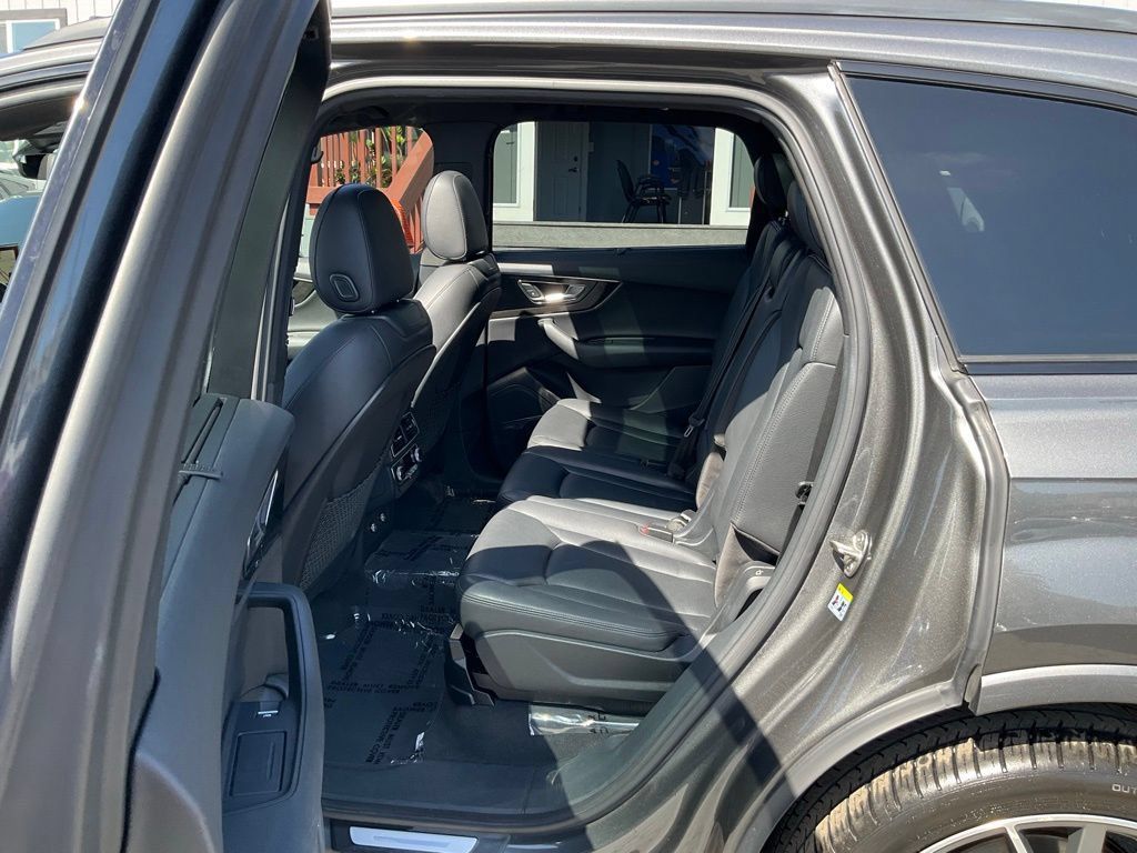 Used 2019 Audi Q7 3.0T Prestige w/ Prestige Package AWD/4WD image 8