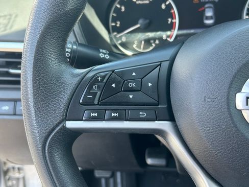 Used 2021 Nissan Altima 2.5 SV FWD image 19