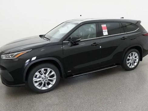 New 2026 Toyota Highlander Limited image 59